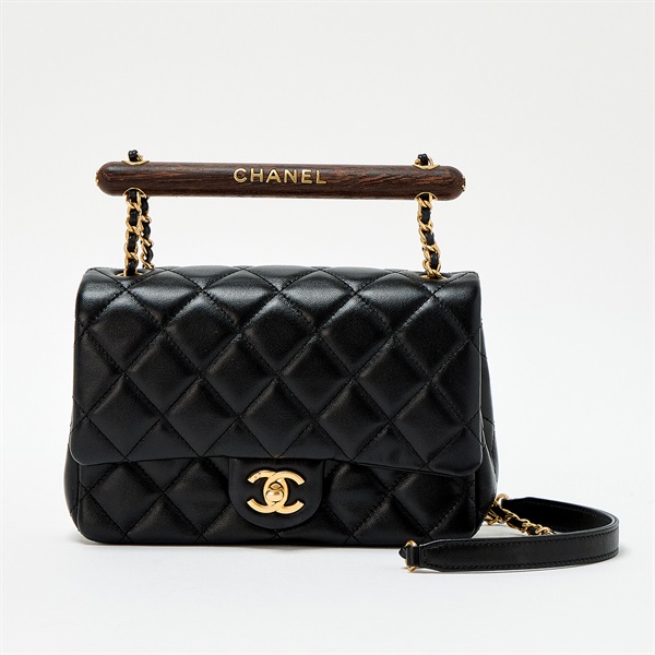 CHANEL マトラッセ シングルフラップシングルチェーン 2021年以降 ショルダーバッグ AS4151 ブラック ブラウン ゴールド ラムスキン