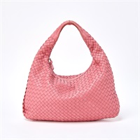 【原宿店限定】BOTTEGA VENETA クラシック イントレチャート ショルダーバッグ ピンク レザー