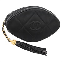 【原宿店限定】シャネル CHANEL ポーチ マトラッセ ココマーク サテン ブラック ゴールド レディース 142029V