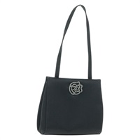 【原宿店限定】シャネル CHANEL ハンドバッグ カメリア　ハンド サテン ブラック レディース 168015V