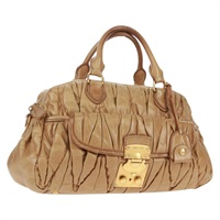 【原宿店限定】ミュウ ミュウ Miu Miu ハンドバッグ マテラッセ レザー ベージュ ゴールド レディース 168090V