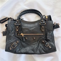 BALENCIAGA ジャイアント シティ ショルダーバッグ ブラック ゴールド レザー