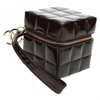 【原宿店限定】シャネル CHANEL ポーチ チョコバー キューブ パテントレザー ブラウン ゴールド レディース bs32673V