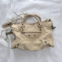 BALENCIAGA シティ ミディアム ショルダーバッグ ベージュ レザー