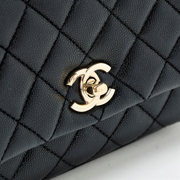 CHANEL ココハンドル XXS 2021年頃 ショルダーバッグ AS2215 ブラック ゴールド キャビアスキンの画像4