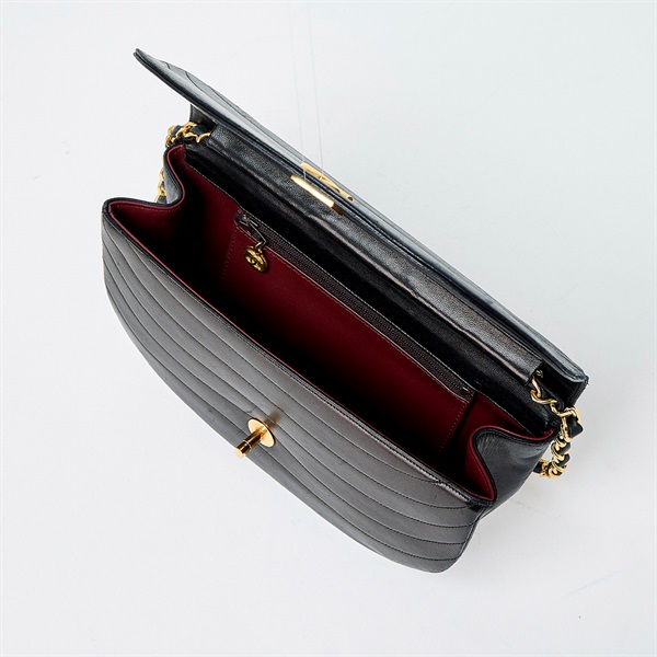 CHANEL マドモアゼル ハーフムーン 1985~1990年頃 ショルダーバッグ ブラック ゴールド ラムスキンの画像7