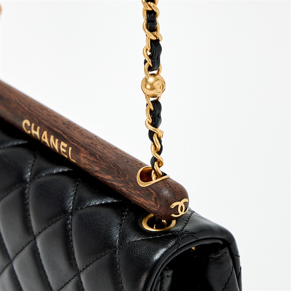 CHANEL マトラッセ シングルフラップシングルチェーン 2021年以降 ショルダーバッグ AS4151 ブラック ブラウン ゴールド ラムスキンの画像3
