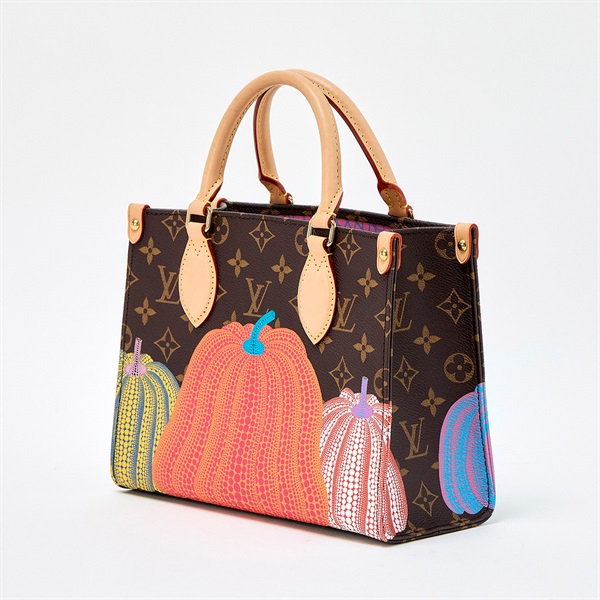 LOUIS VUITTON×Yayoi Kusama オンザゴー PM ハンドバッグ M46467 ブラウン ゴールド モノグラムキャンバスの画像1