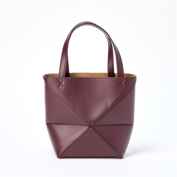 LOEWE パズル フォルド トート ミニ ハンドバッグ ダークバーガンディ ゴールド シャイニーカーフの画像2