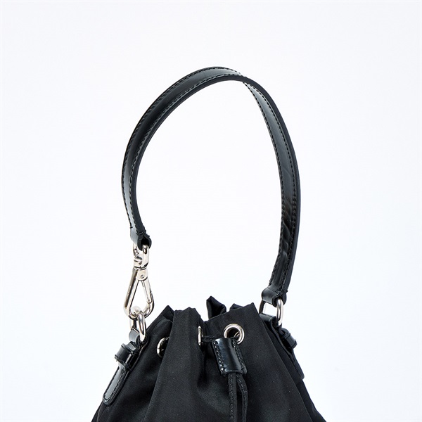 PRADA ロゴ ハンドバッグ ブラック シルバー テスートの画像3