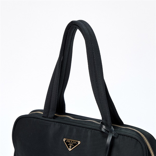 PRADA トライアングル ショルダーバッグ ブラック ゴールド テスートの画像3