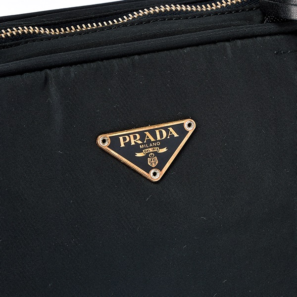 PRADA トライアングル ショルダーバッグ ブラック ゴールド テスートの画像4