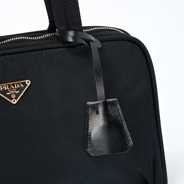 PRADA トライアングル ショルダーバッグ ブラック ゴールド テスートの画像5
