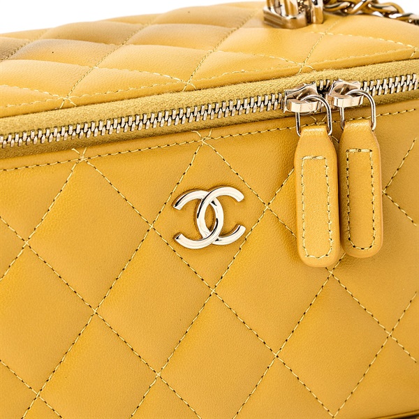 CHANEL マトラッセ ココマーク 2021年 バニティバッグ イエロー ゴールド ラムスキンの画像4