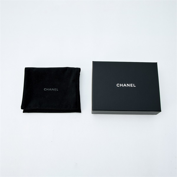 CHANEL ココマーク コンパクトウォレット ブラウン ゴールド キャビアスキンの画像3