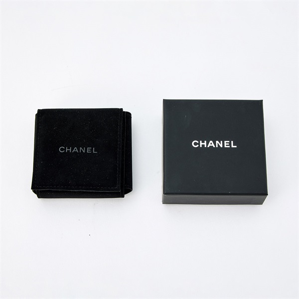 CHANEL ピアス ゴールド GP ラインストーンの画像3