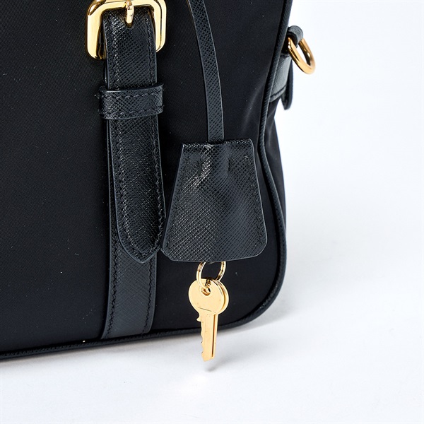 PRADA ロゴ ハンドバッグ ブラック ゴールド テスートの画像7