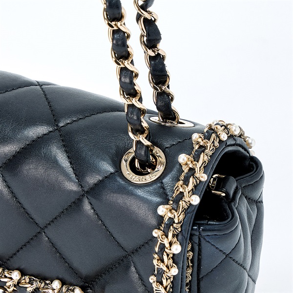 CHANEL ミニ マトラッセ ミニ 2021年 ショルダーバッグ ブラック ゴールド ラムスキンの画像4