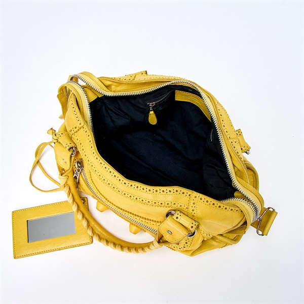 BALENCIAGA ジャイアント シティ カバート ハンドバッグ イエロー その他 レザーの画像6