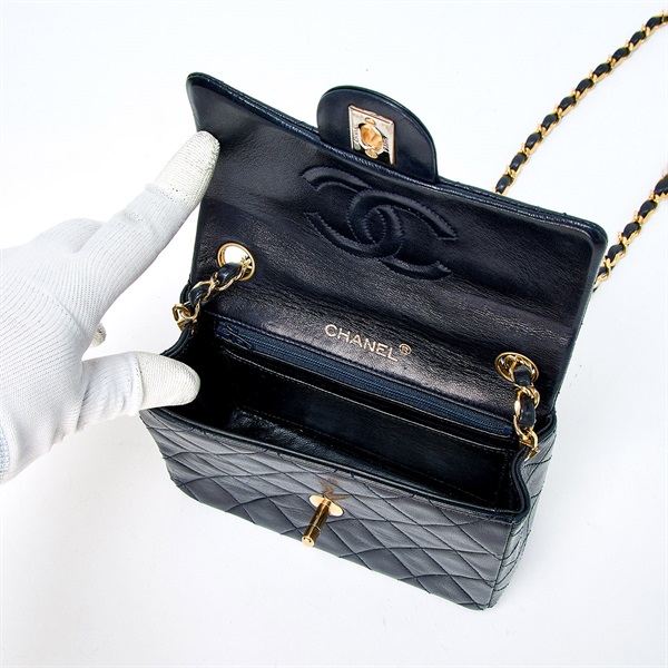 CHANEL ミニ マトラッセ 18 1985年 ショルダーバッグ ネイビー ゴールド ラムスキンの画像7