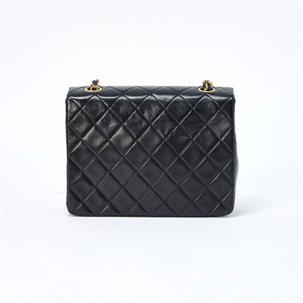 CHANEL ミニ マトラッセ シングルフラップシングルチェーン 1990年 ショルダーバッグ ブラック ゴールド ラムスキンの画像2