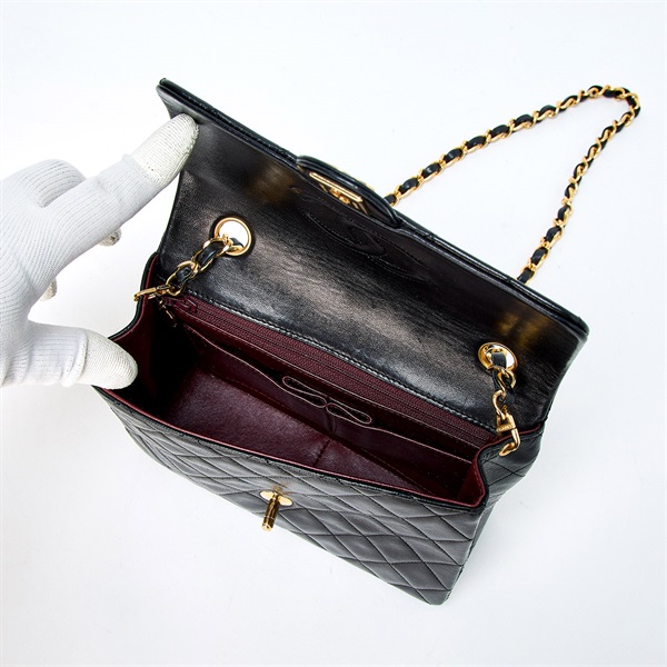 CHANEL ミニ マトラッセ シングルフラップシングルチェーン 1990年 ショルダーバッグ ブラック ゴールド ラムスキンの画像7