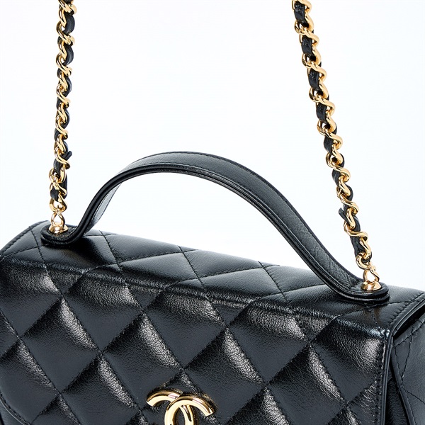 CHANEL マトラッセ 2021年 ショルダーバッグ ブラック ゴールド シャイニーラムスキンの画像3