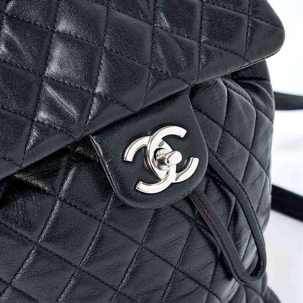 CHANEL マトラッセ バックパック ブラック シルバー ラムスキンの画像4