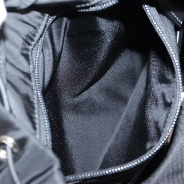 PRADA RE-NYLON トライアングル バックパック ブラック シルバー テスートの画像13